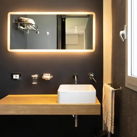 Vi 4* フルミニ・ディ・クアルトゥ