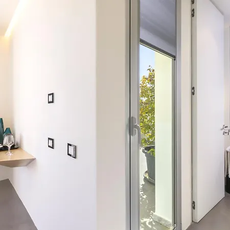 ゲストハウス Vi 4*