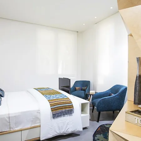 Vi ゲストハウス 4*